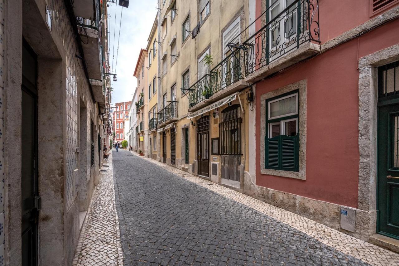 Cozy One Bedroom Apt In Historic Location - Carmo Lisboa المظهر الخارجي الصورة